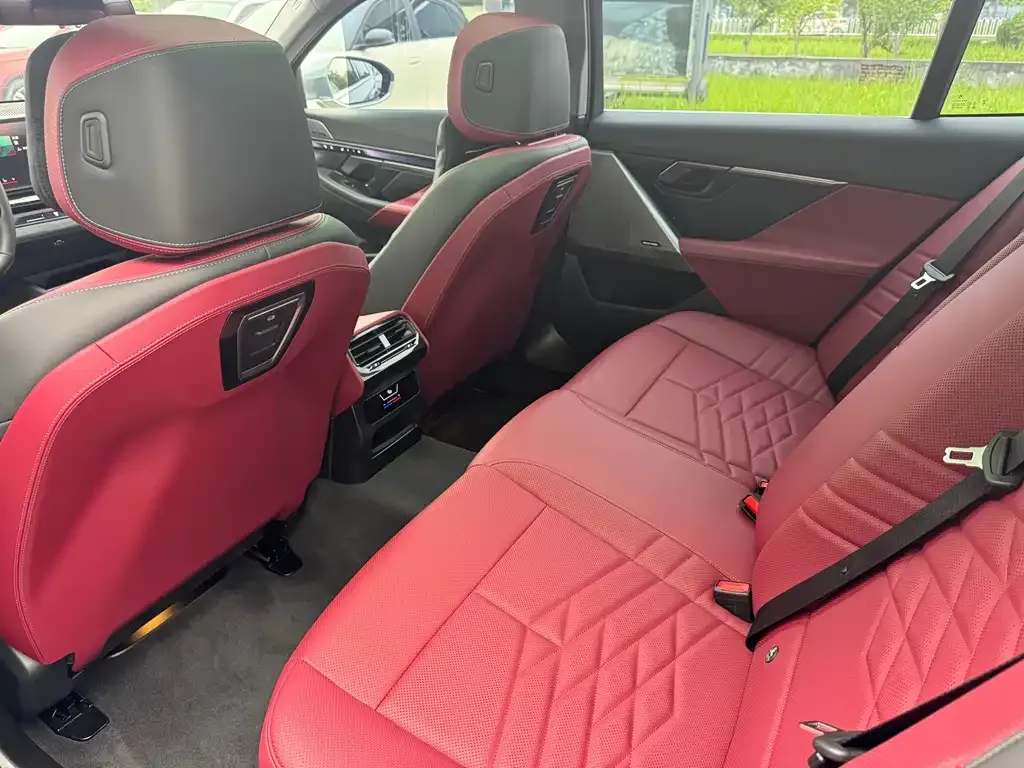 BMW i5 2024 из CN, фото 4