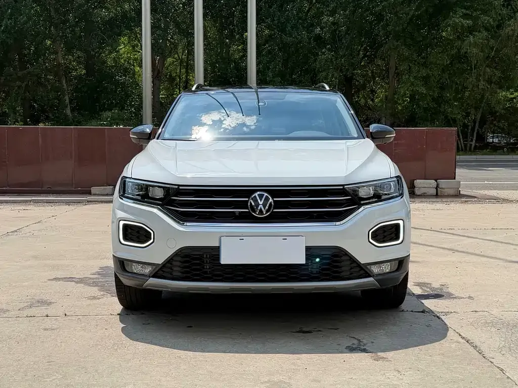 Volkswagen T-Roc — фото 5