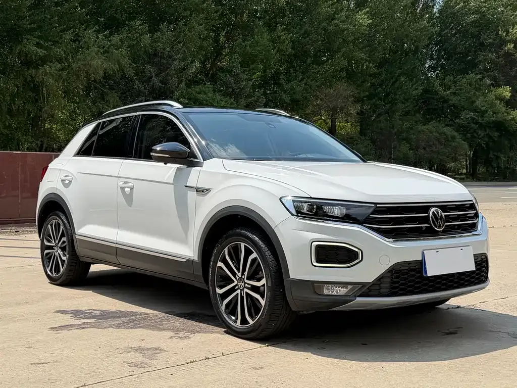 Volkswagen T-Roc — фото 4