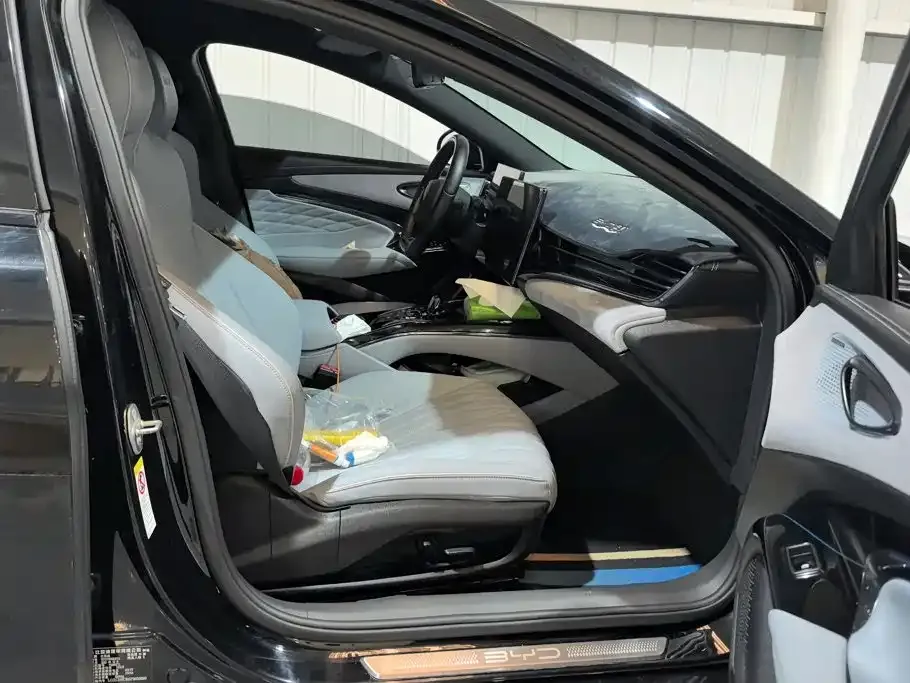 BYD Seal — фото 7
