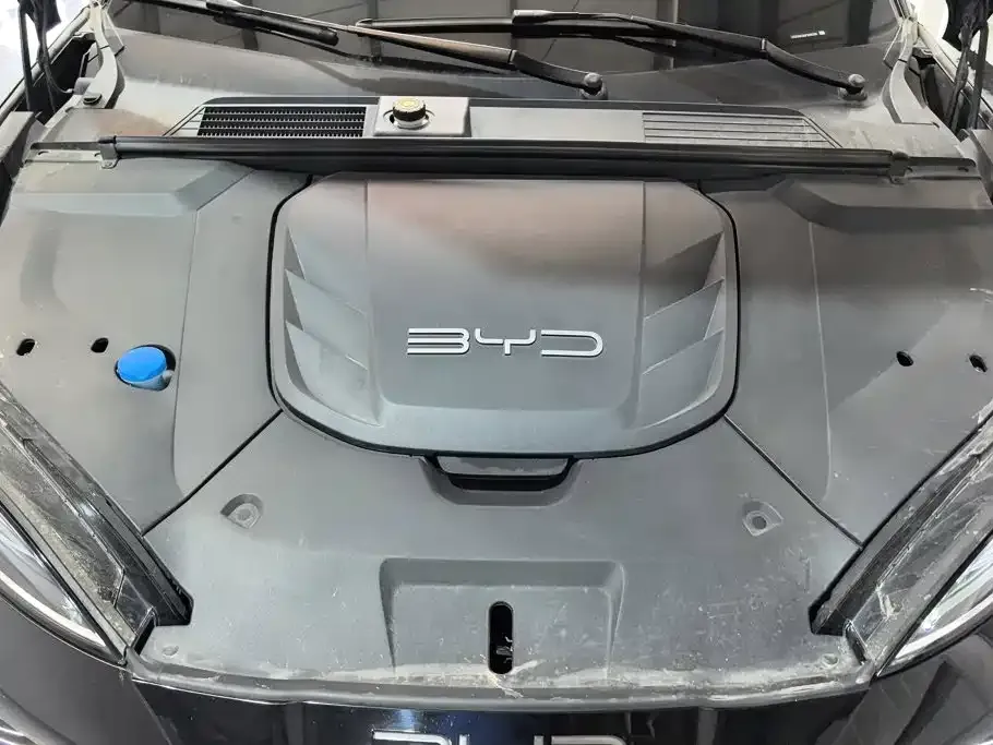 BYD Seal — фото 10