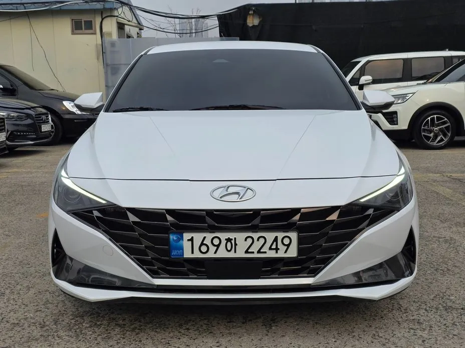 Hyundai AVANTE — фото 10