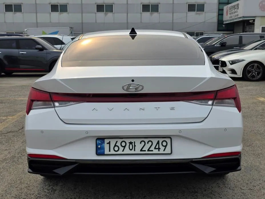 Hyundai AVANTE — фото 9