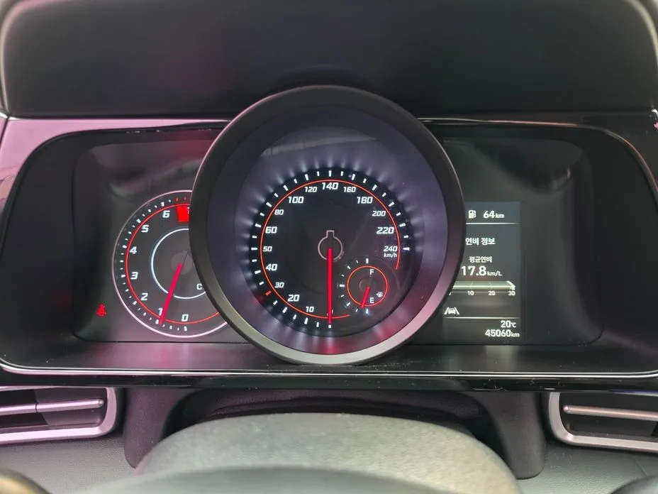 Hyundai AVANTE — фото 2