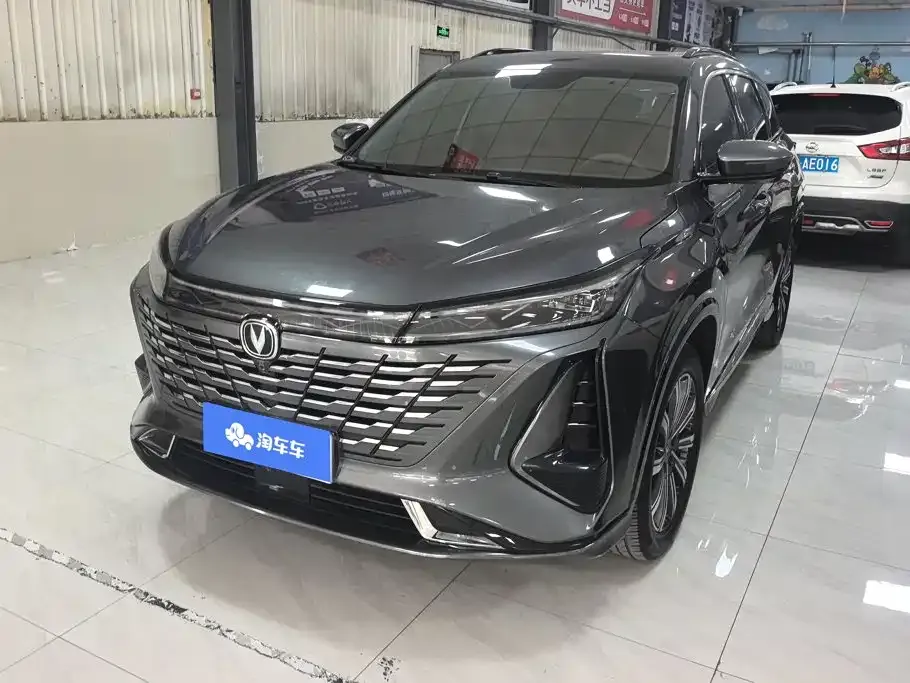 Changan CS75PLUS — фото 1