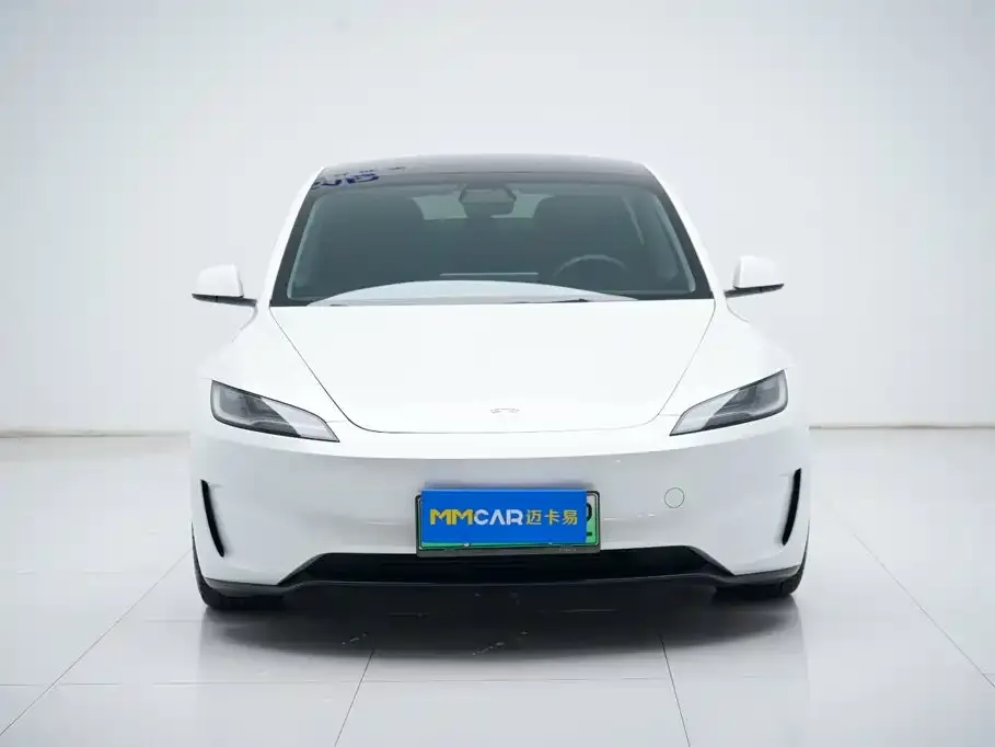 Tesla Model 3 — фото 3