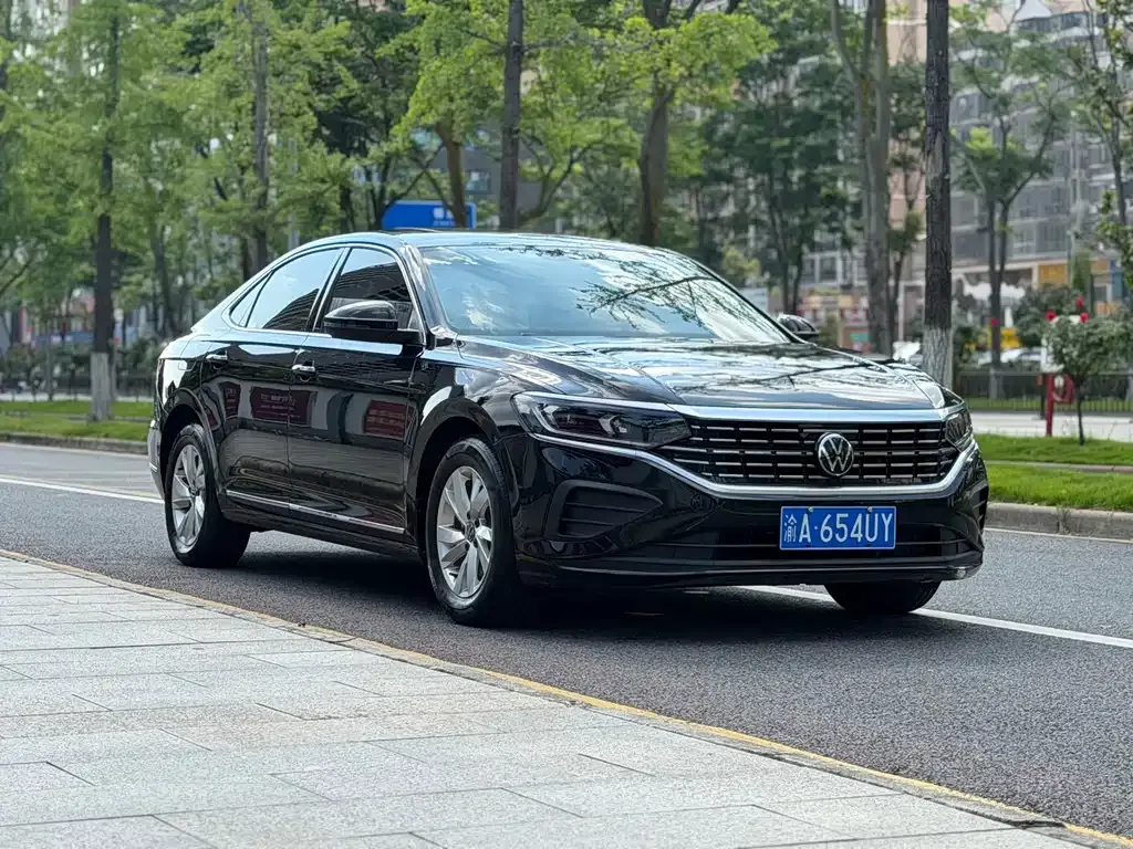 Volkswagen Passat — фото 8