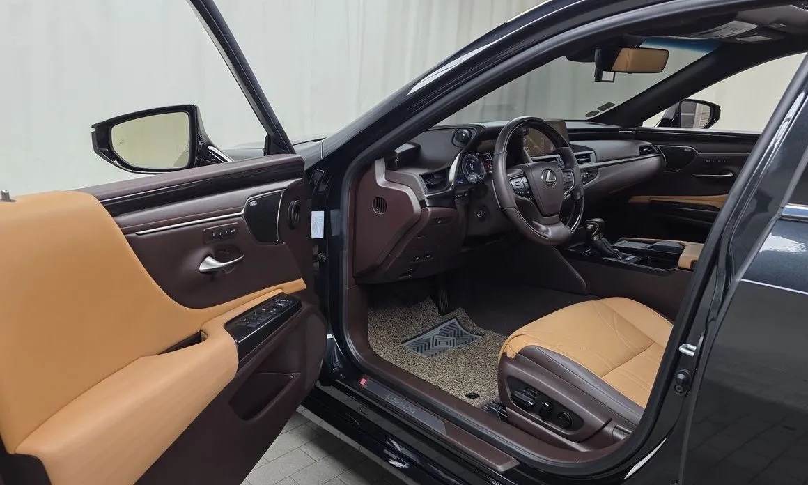 Lexus ES 2021 из KR, фото 8