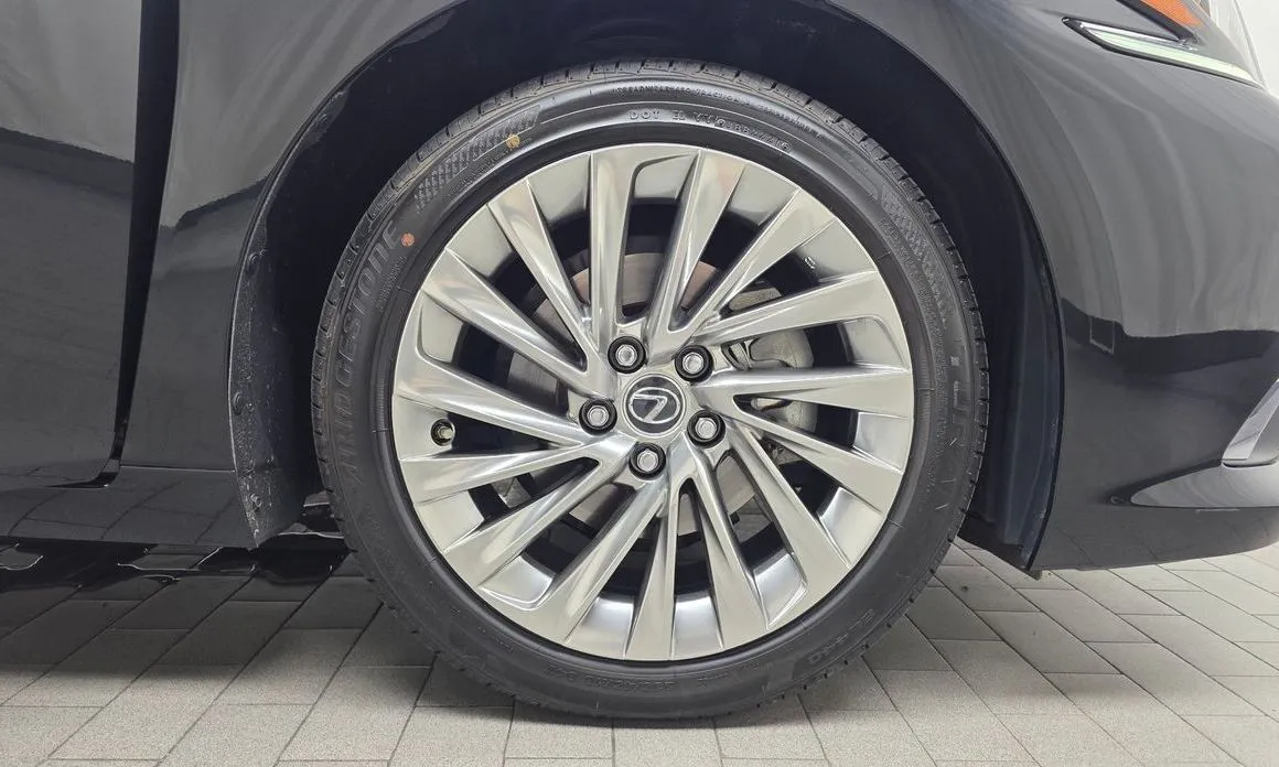 Lexus ES 2021 из KR, фото 3