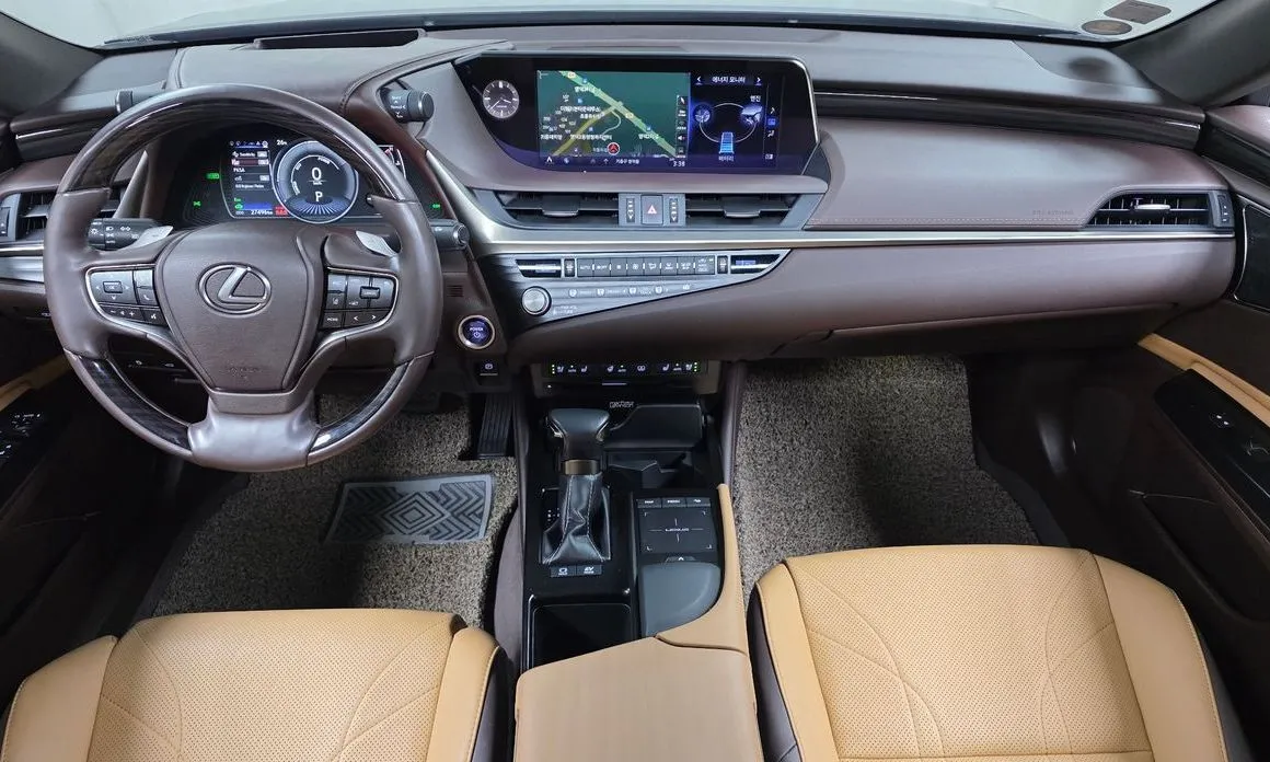 Lexus ES 2021 из KR, фото 9