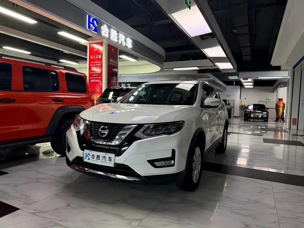 Nissan X-Trail — фото 5