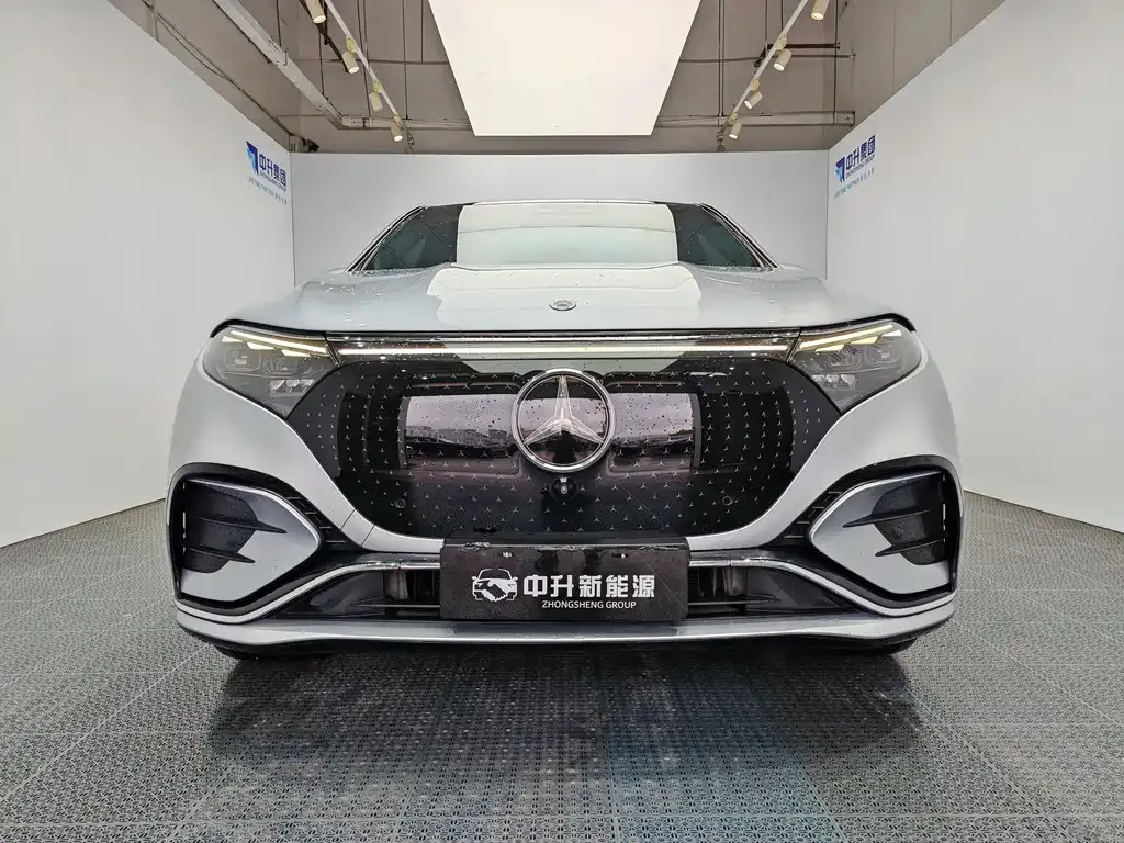 Mercedes-Benz EQS SUV — фото 8