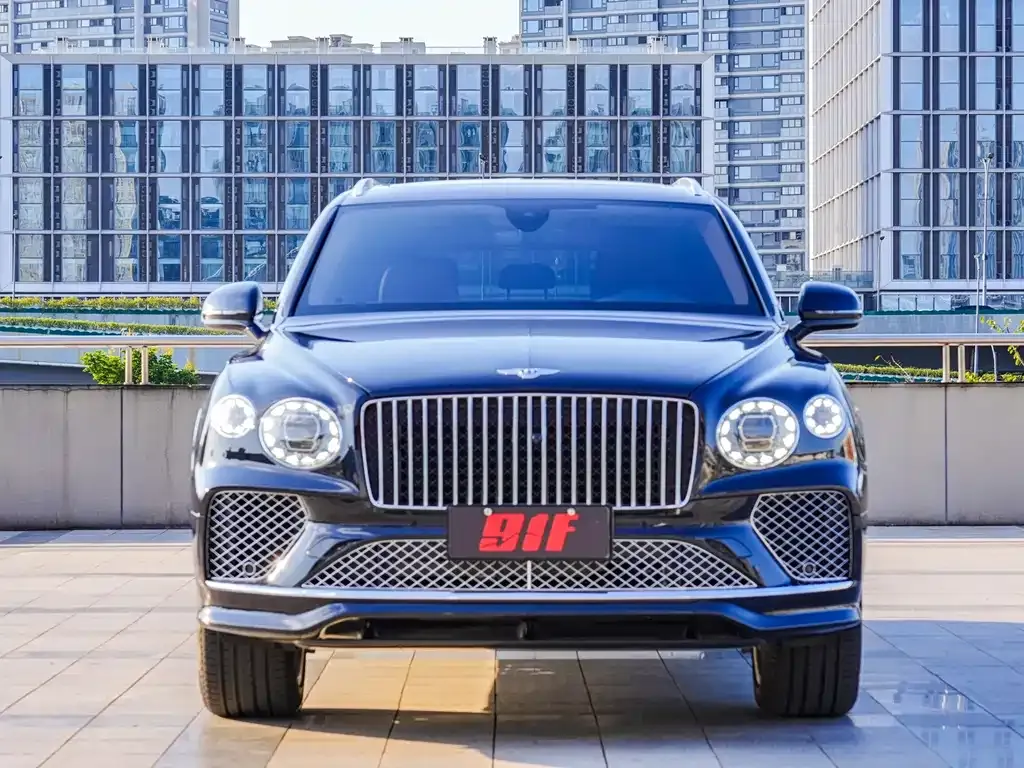 Bentley Bentayga — фото 5