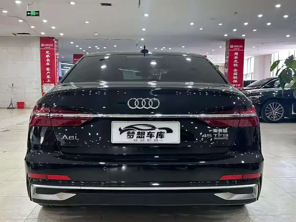 Audi A6L — фото 5
