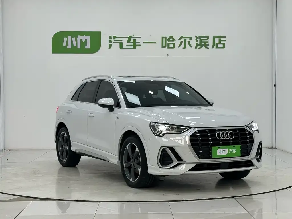 Audi Q3 — фото 4