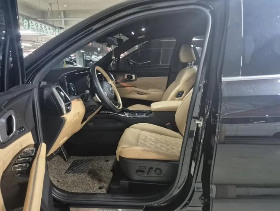 Kia Sorento — фото 8