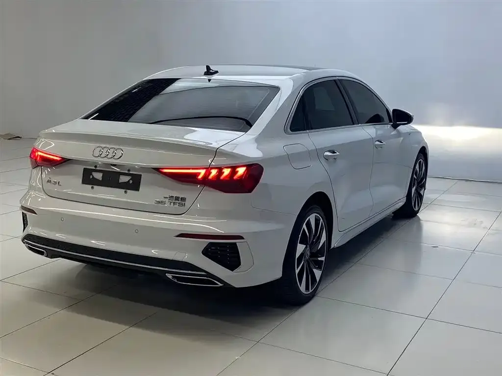Audi A3 — фото 8