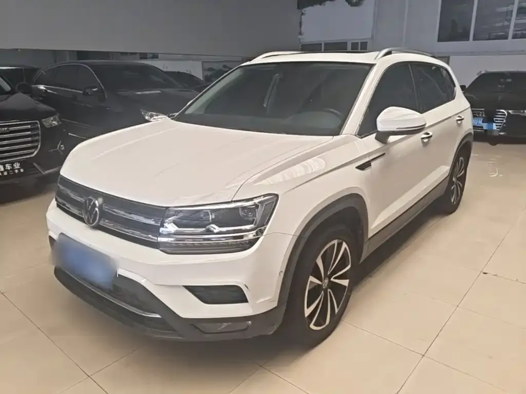 Volkswagen Tharu — фото 1