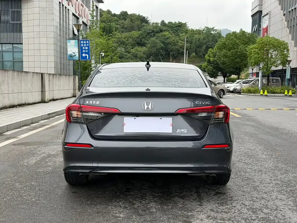 Honda Civic — фото 9