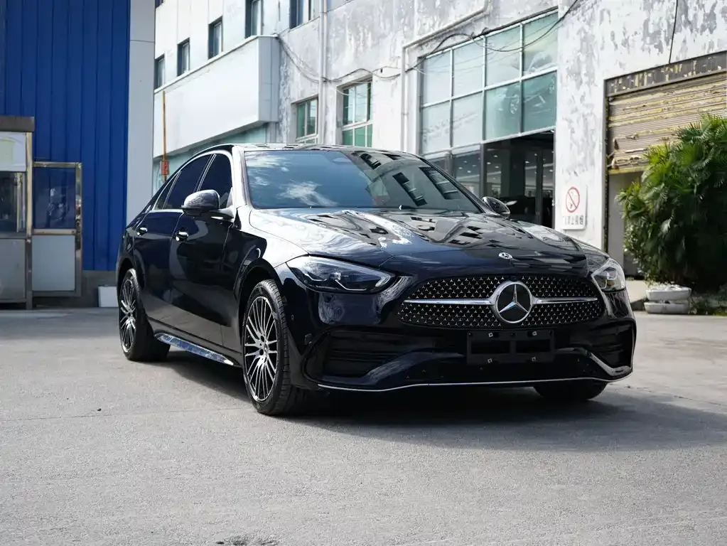 Mercedes-Benz C-Class — фото 10