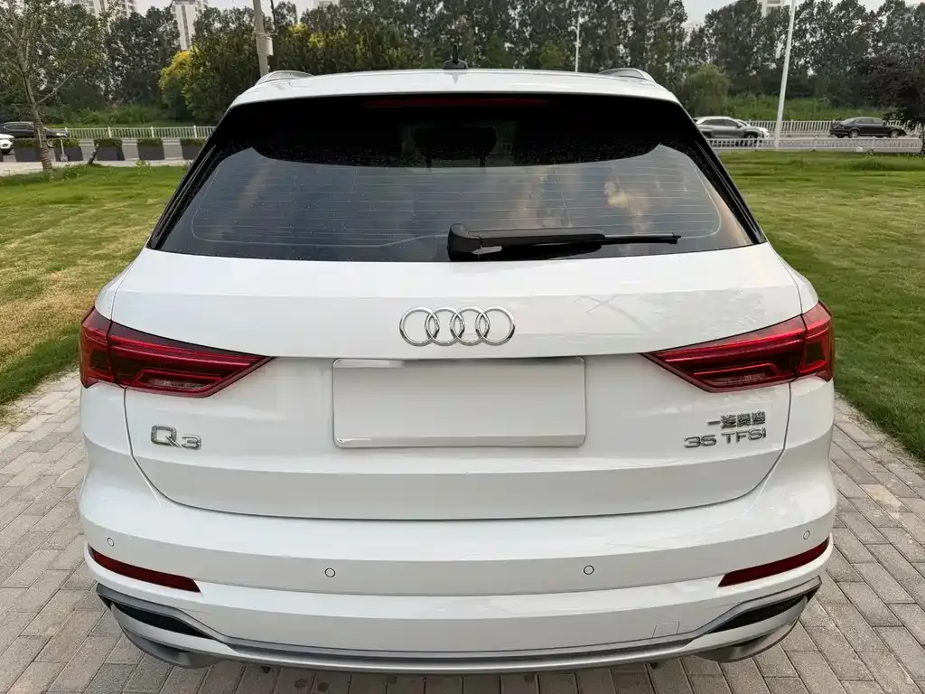 Audi Q3 — фото 5