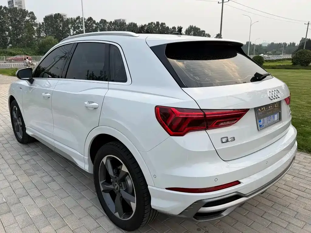 Audi Q3 — фото 2