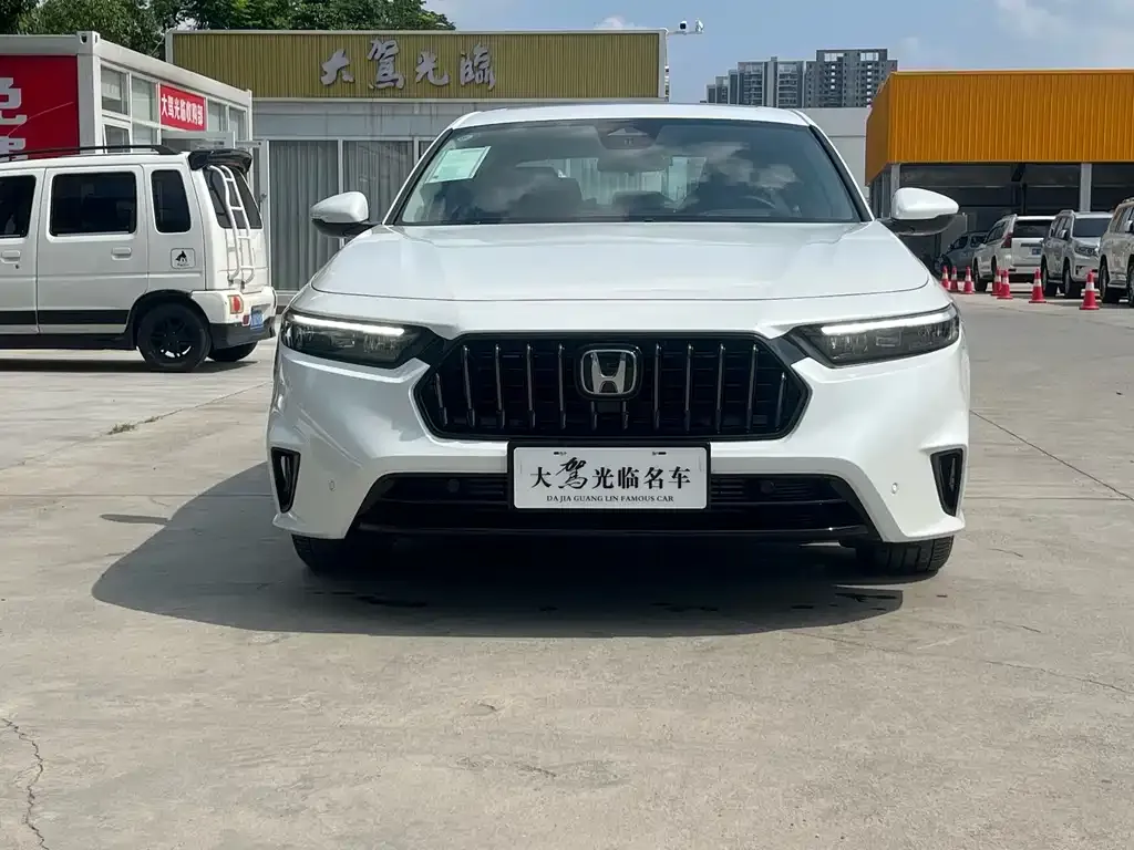 Honda Inspire — фото 10