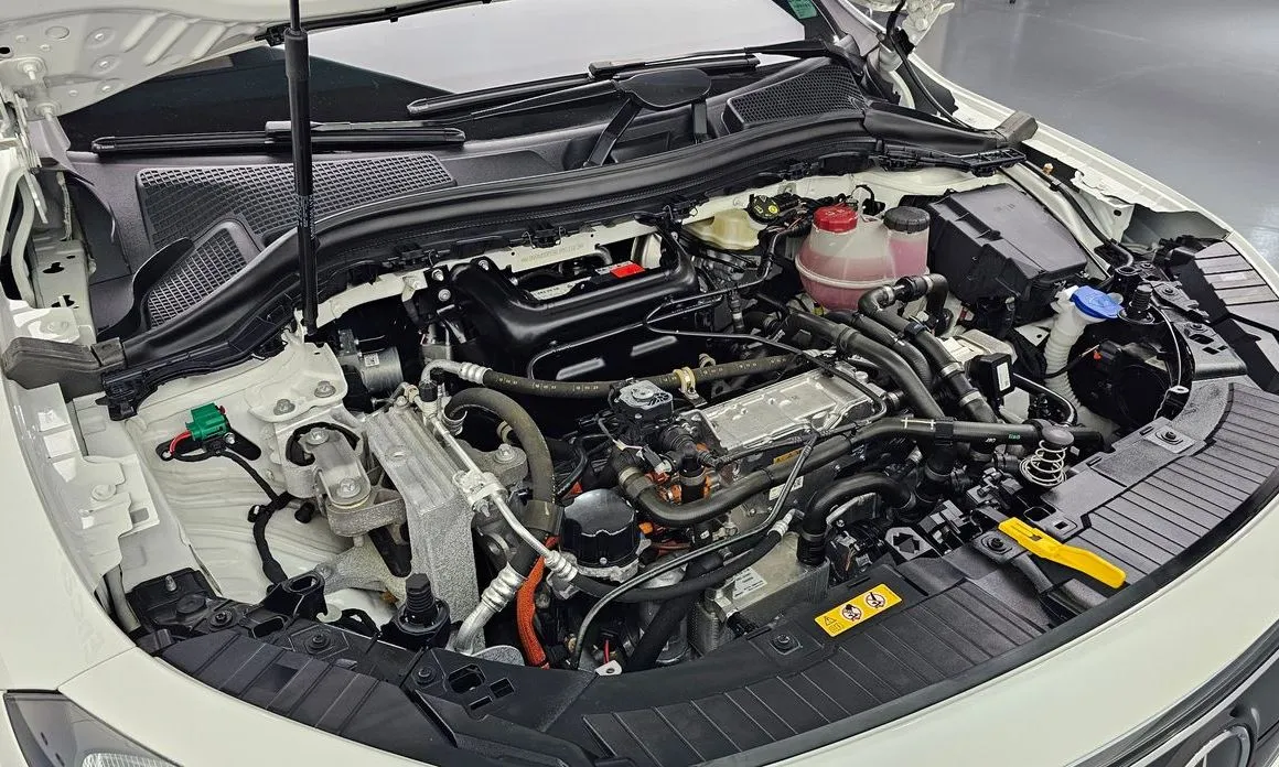Mercedes-Benz EQA — фото 10