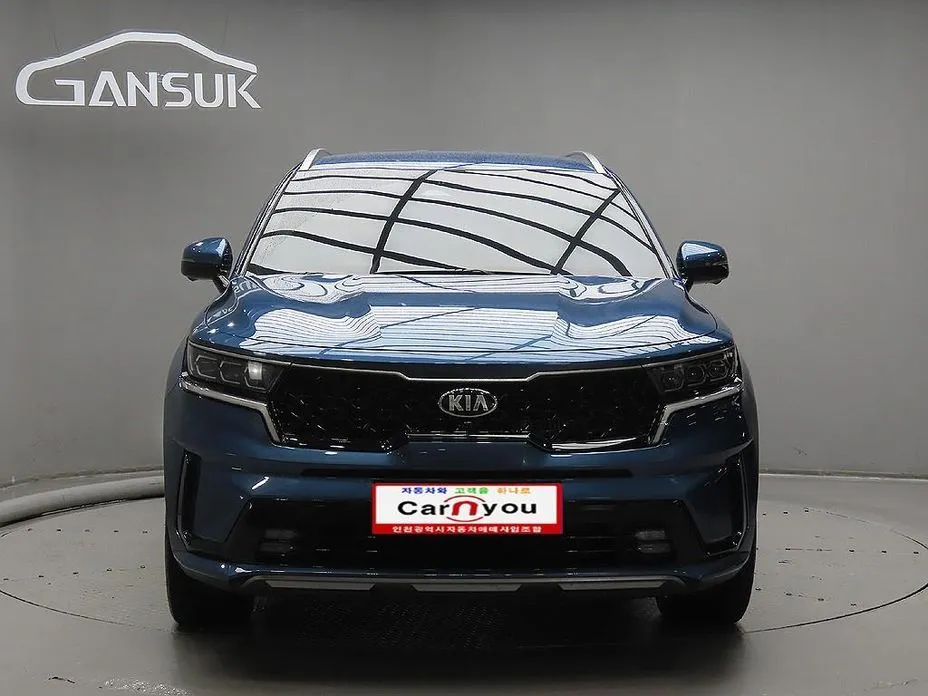 Kia Sorento — фото 5