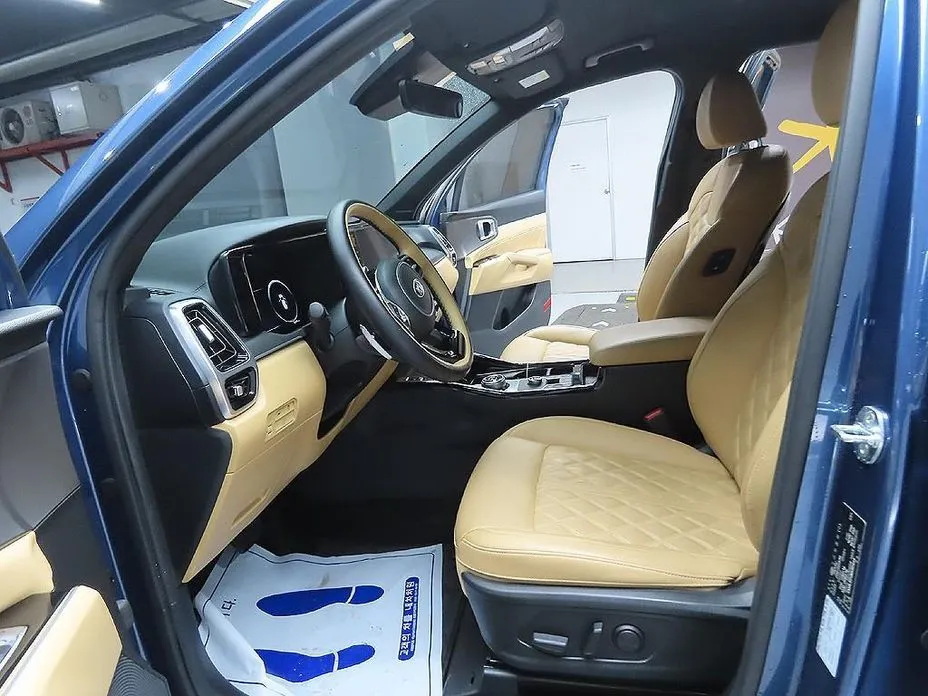 Kia Sorento — фото 8
