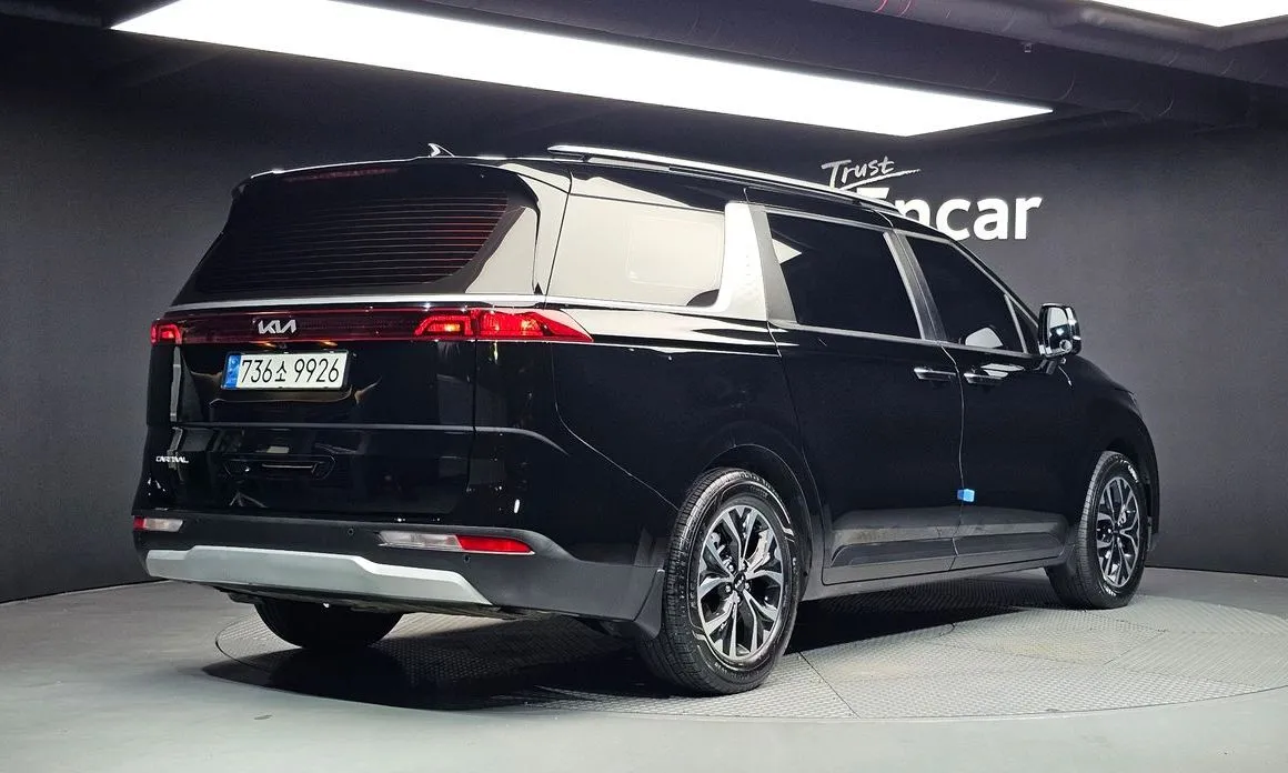 Kia Carnival — фото 2