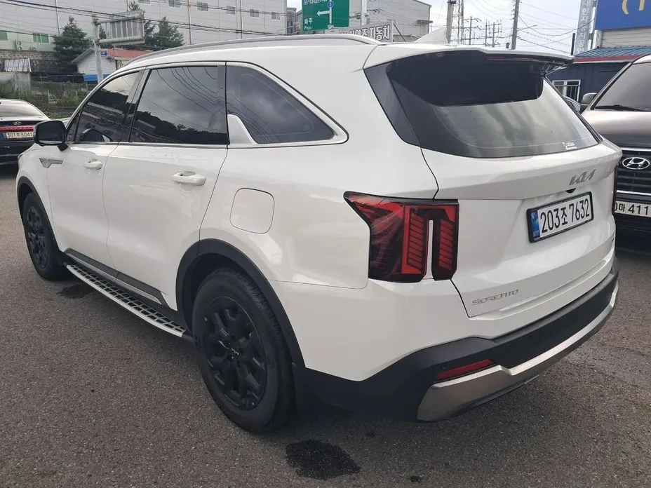 Kia Sorento — фото 4