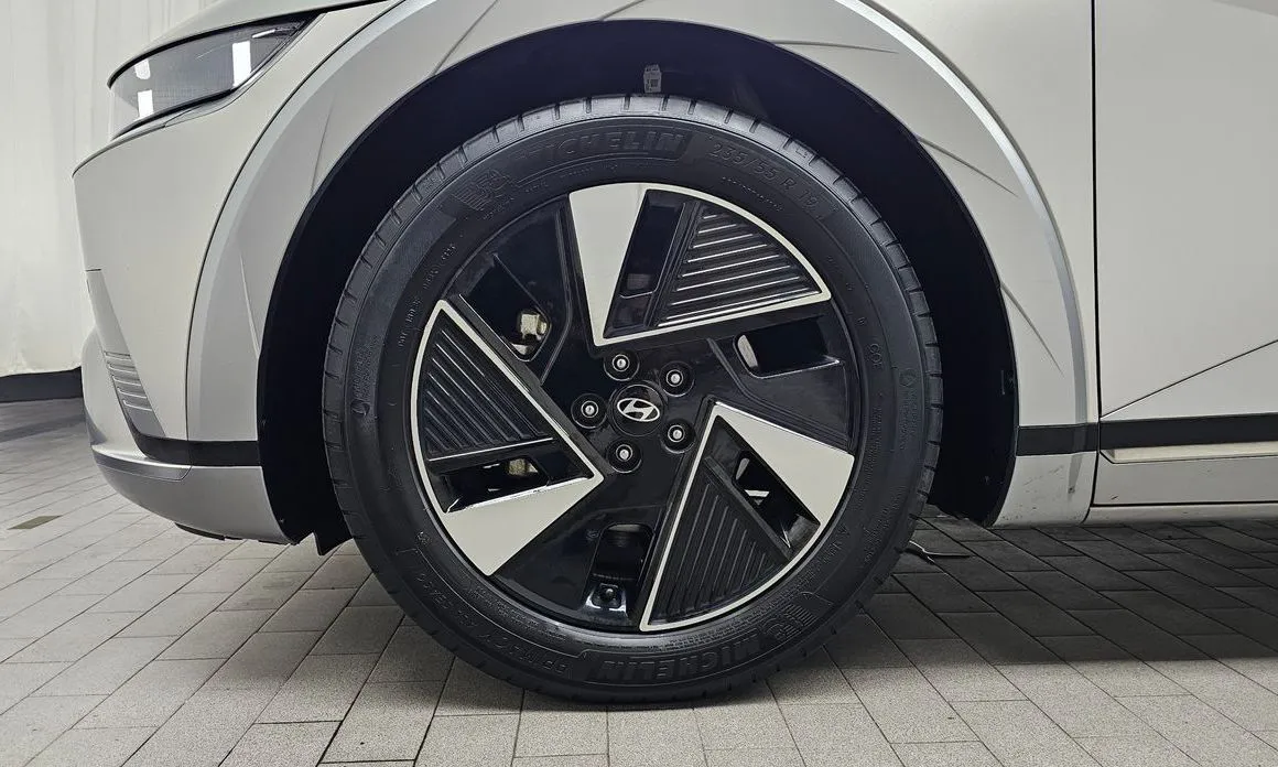 Hyundai Ioniq5 — фото 6