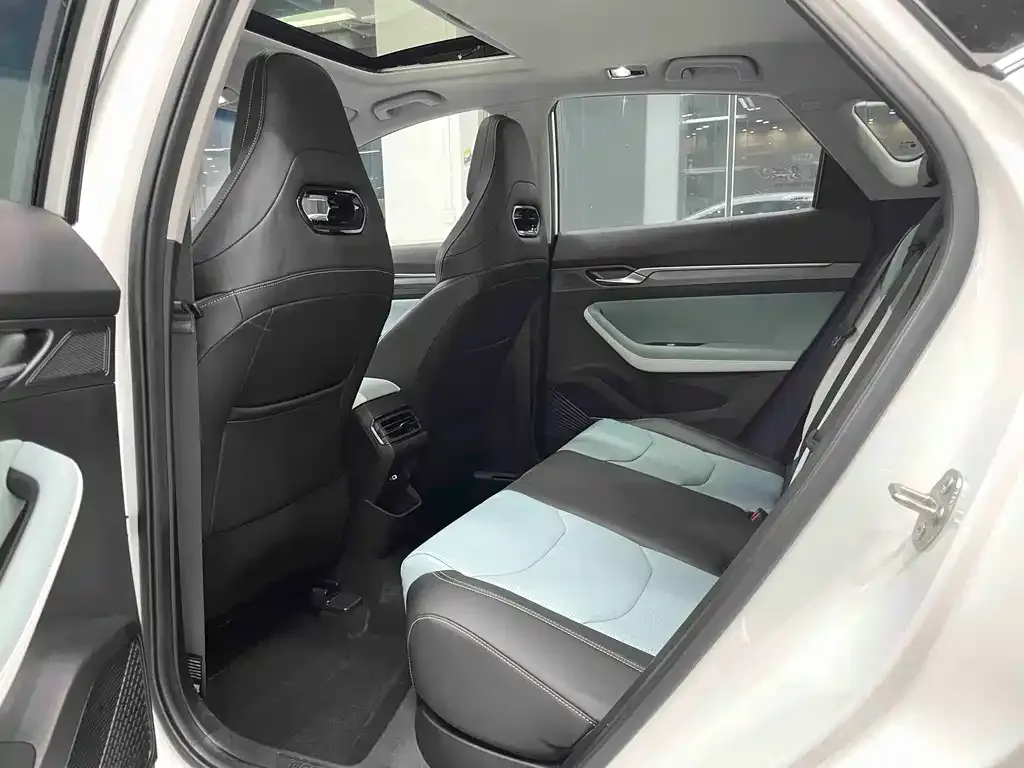 Geely Emgrand S 2022 из CN, фото 10