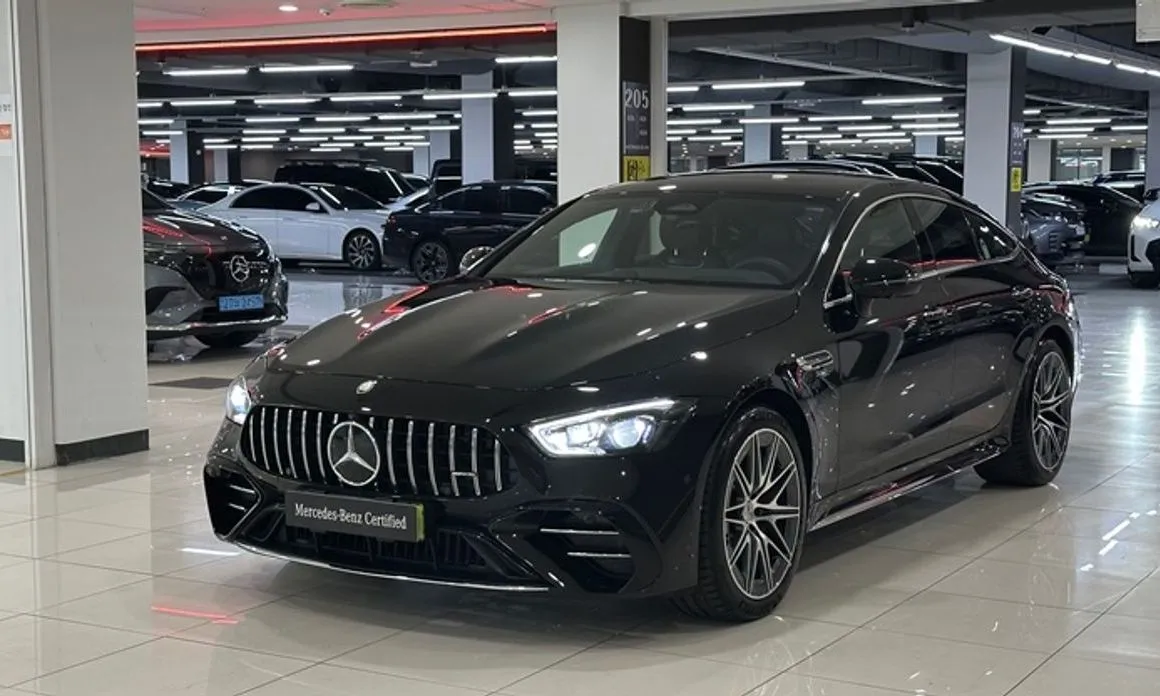 Mercedes-Benz AMG GT — фото 1