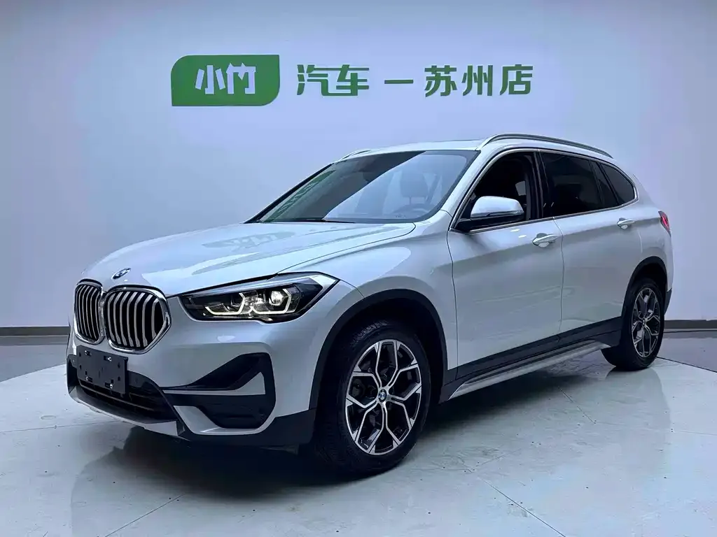 BMW X1 — фото 1