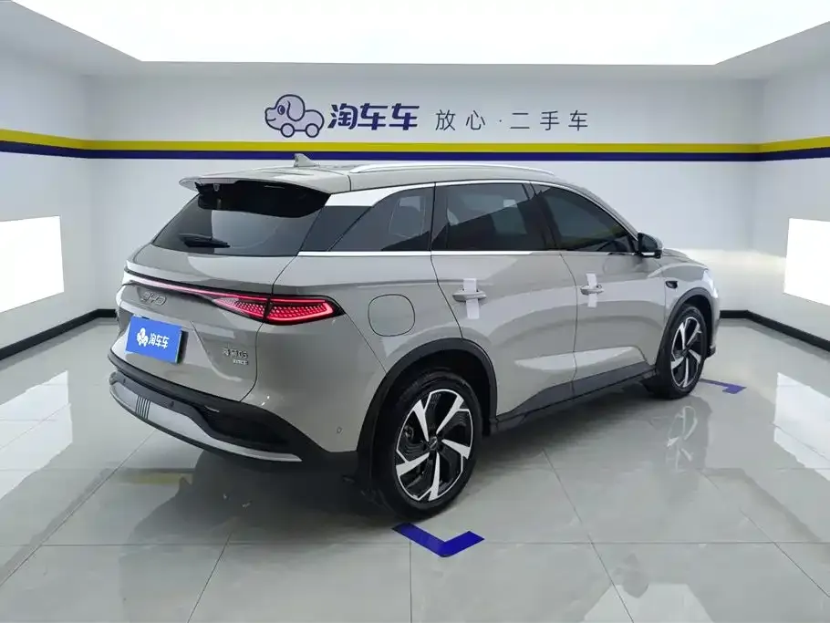 BYD Seal 05 DM-i — фото 6