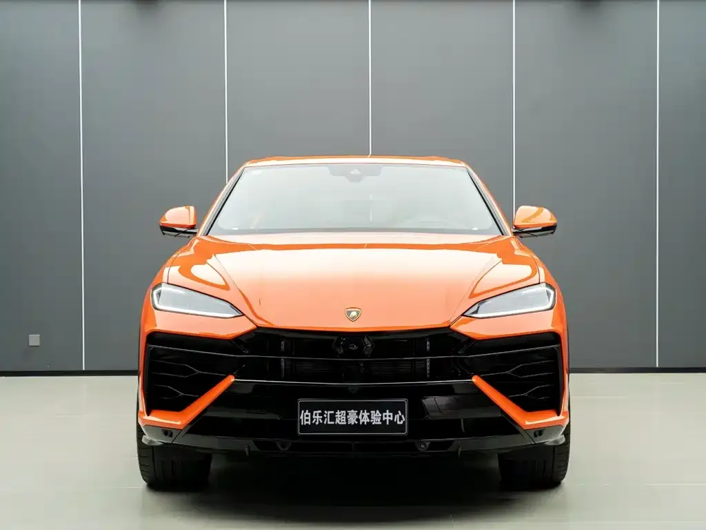 Lamborghini Urus SE — фото 4