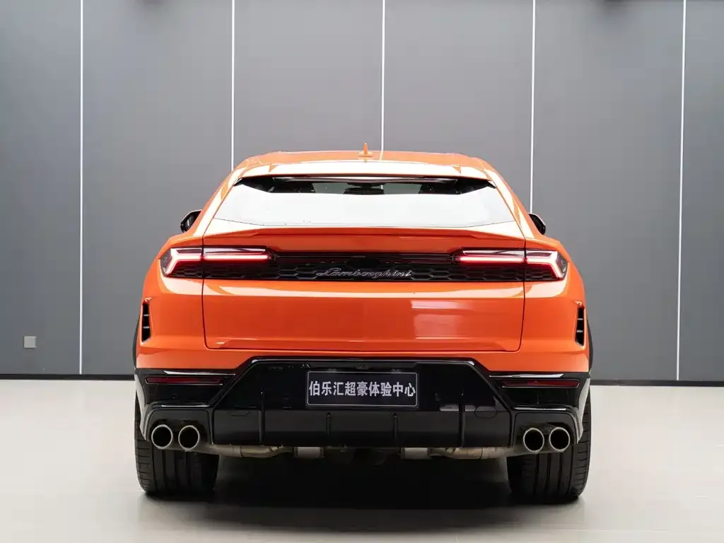 Lamborghini Urus SE — фото 2