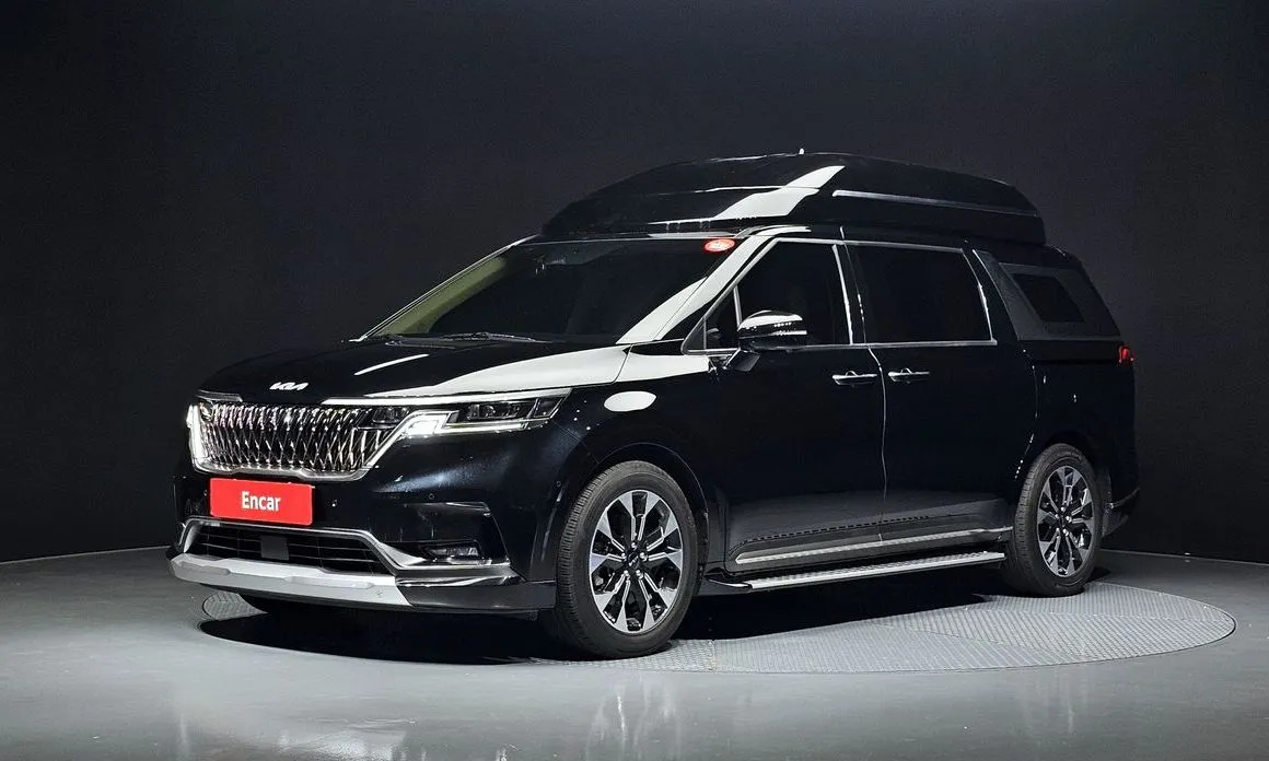 Kia Carnival — фото 1