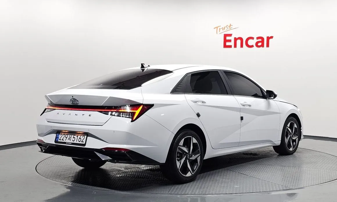 Hyundai AVANTE — фото 7