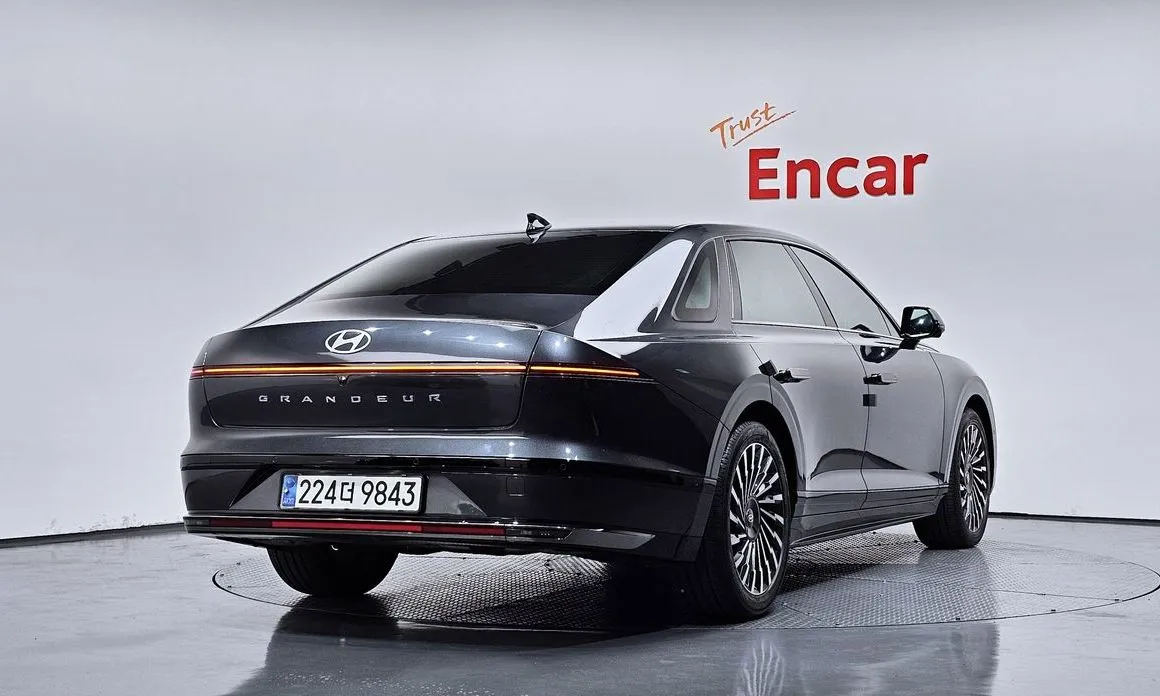 Hyundai Grandeur 2023 из KR, фото 7