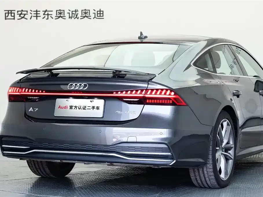 Audi A7 — фото 8