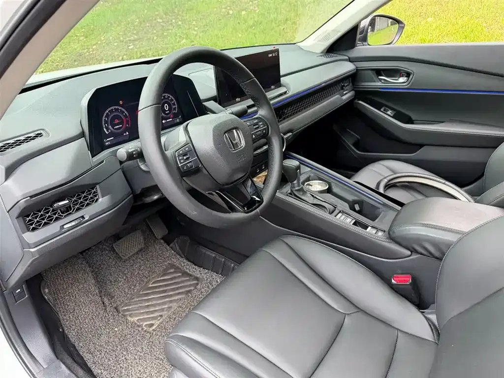 Honda Accord — фото 3