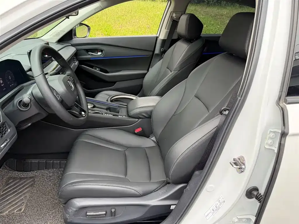 Honda Accord — фото 4