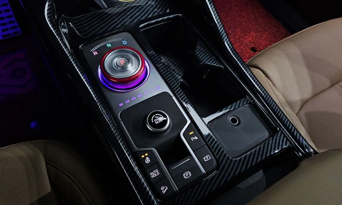 Kia Sorento — фото 9
