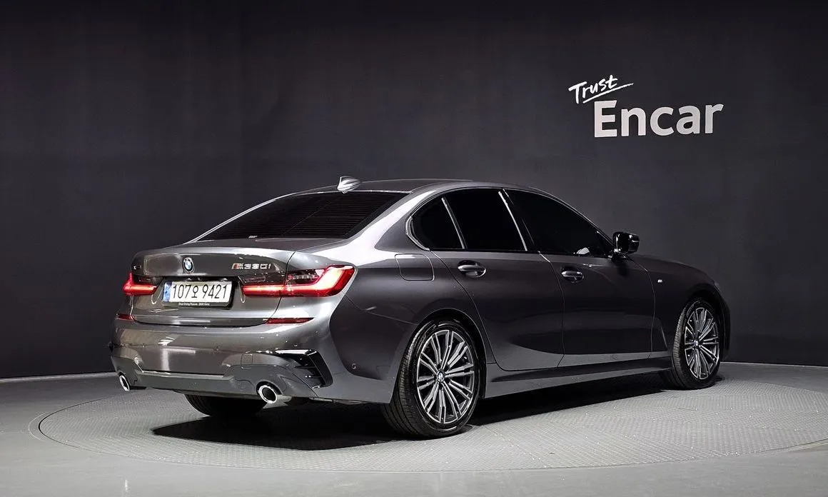 BMW 3-Series — фото 10