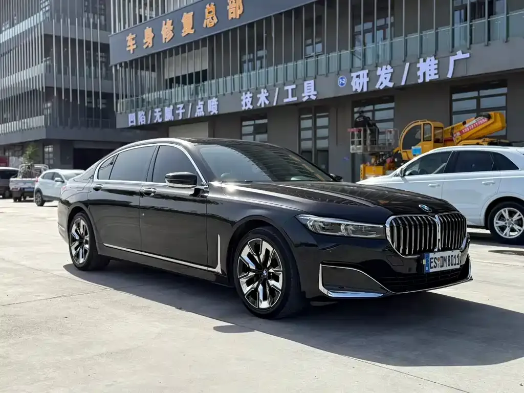 BMW 7 Series 2022 из CN, фото 5