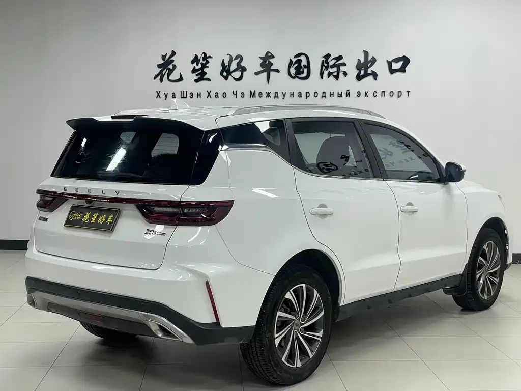 Geely Vision X6 — фото 9