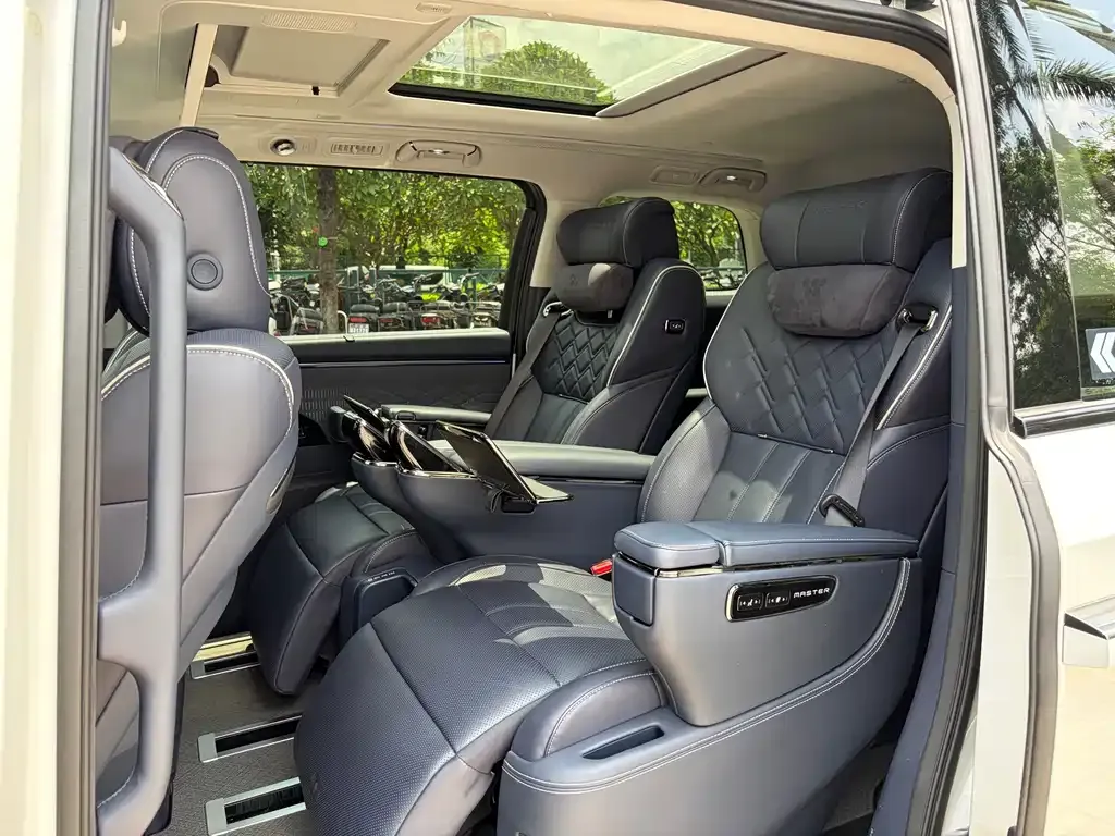 GAC Motor Trumpchi M8 — фото 4